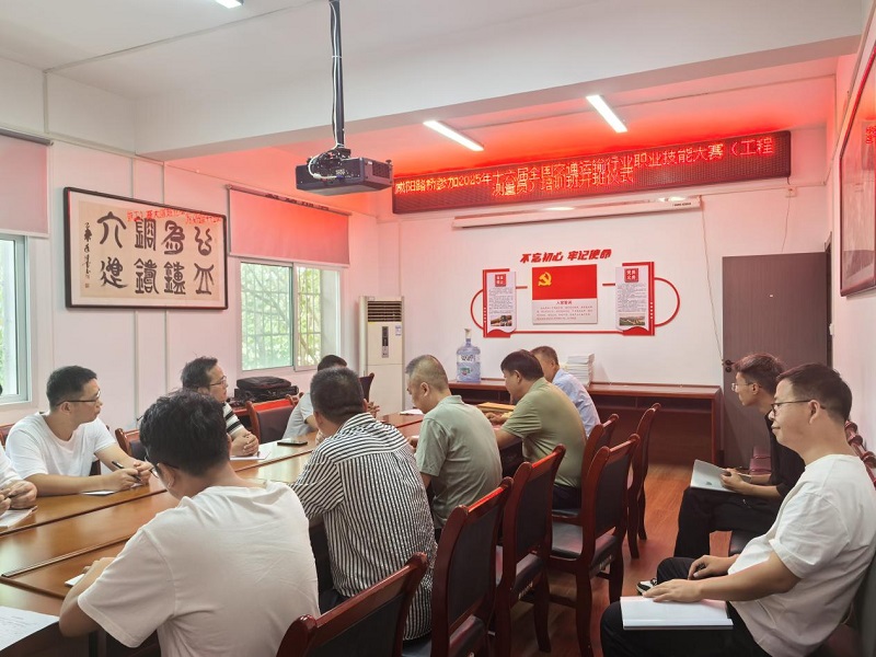 以训促战强本领   精技强能锻“尖兵”